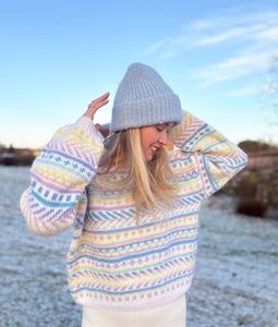 Hovedbilde Hanami genser - Pretty print og Ulla